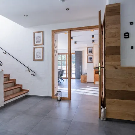 Hochwart - In Der Naehe Der Liftstation Schoenleiten *