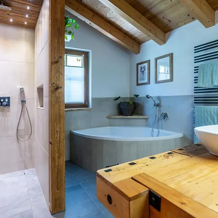 Hochwart - In Der Naehe Der Liftstation Schoenleiten